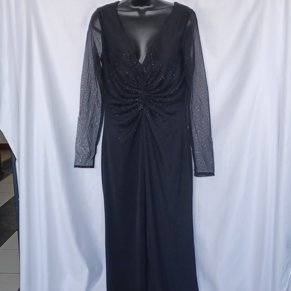 Cassandra Stone Vintage beaded evening formal gown black silver size 14